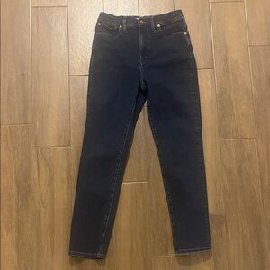 Madewell Women's Dark Blue Straight Leg Jeans Size 27 pre loved